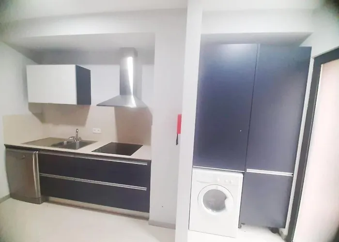 Private Garden And Pool In The Heart Of * 丰沙尔